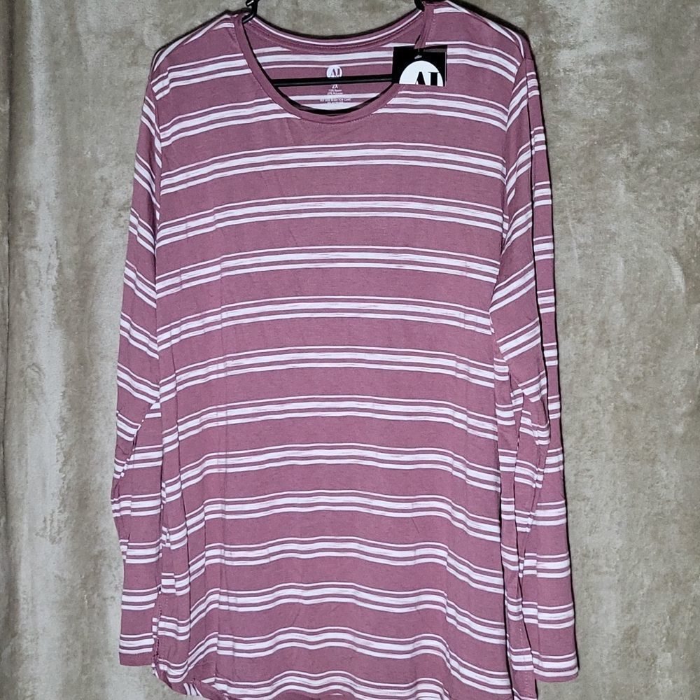 💛CLEARANCE💛 💥Brand New!💥 A&I Women's Long-sleeve Top - SIZE XXL
